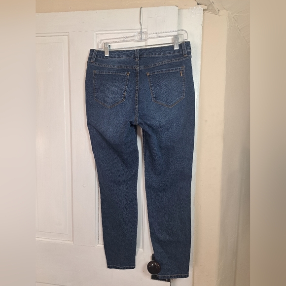 Vintage America Boho Skinny Ankle Denim Jeans Embroidered Flower Size 8/29 - Picture 2 of 13
